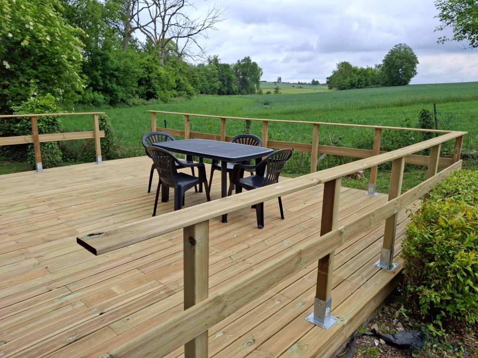 Le Chalet Naturzen Hastiere-par-dela Exteriör bild
